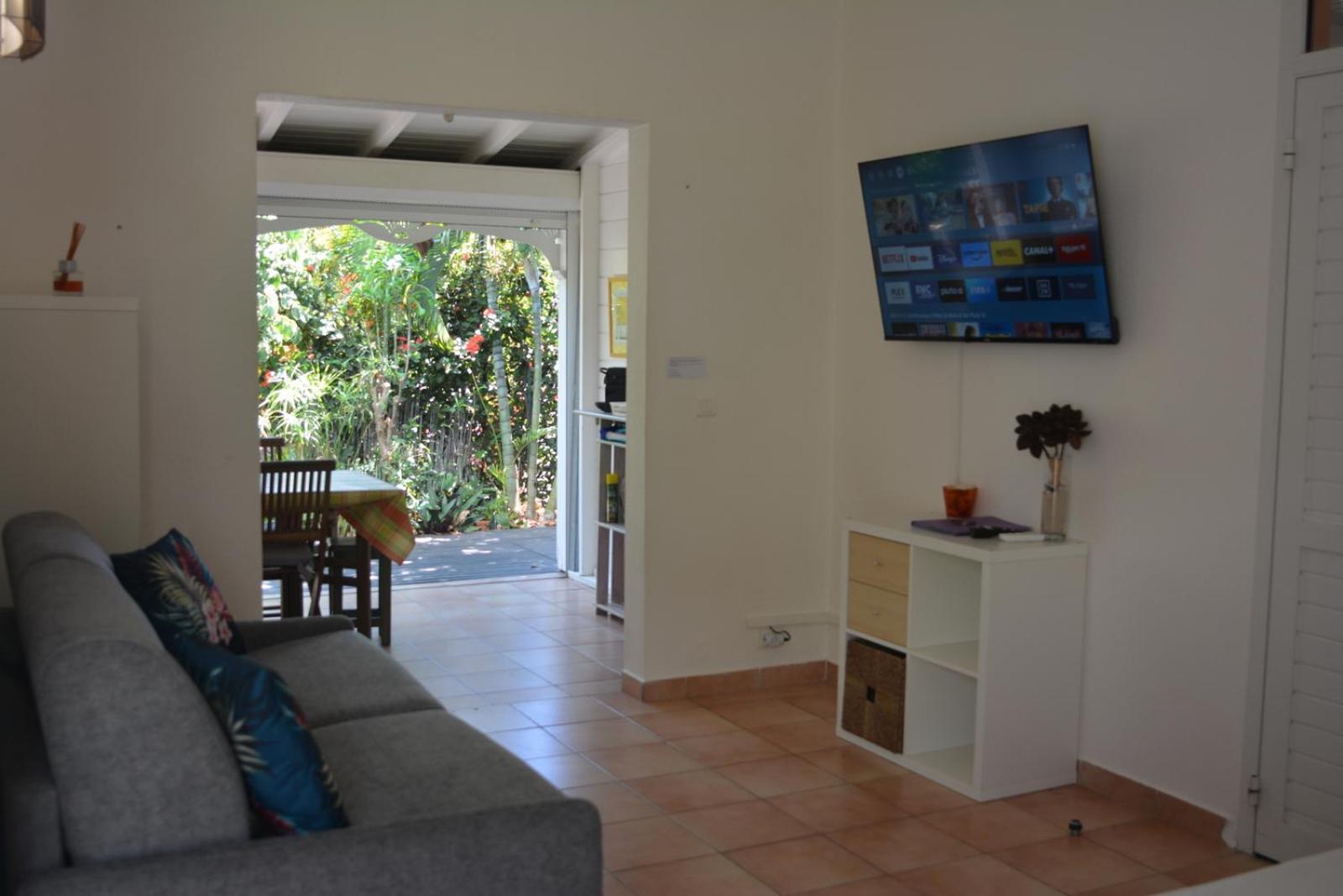 Bungalow La Papaye Bleue Residence Acces Piscine & Plage Saint-Francois  Esterno foto