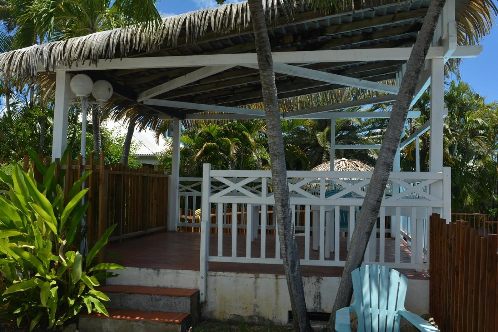 Bungalow La Papaye Bleue Residence Acces Piscine & Plage Saint-Francois  Esterno foto
