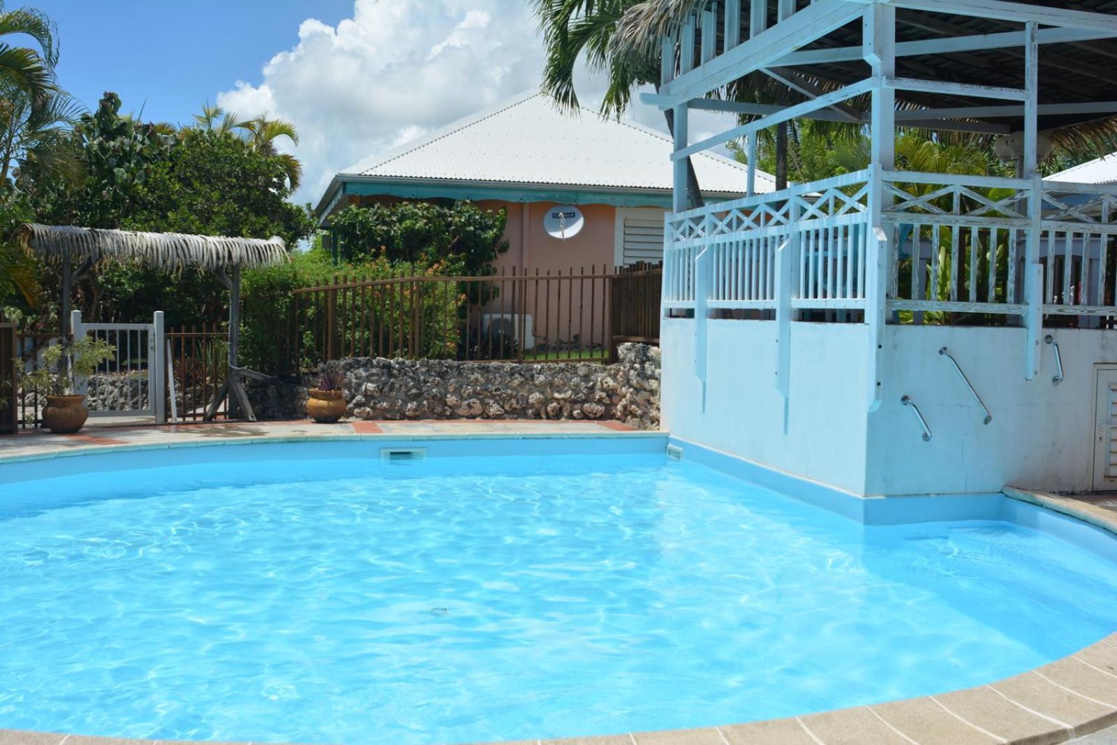 Bungalow La Papaye Bleue Residence Acces Piscine & Plage Saint-Francois  Esterno foto